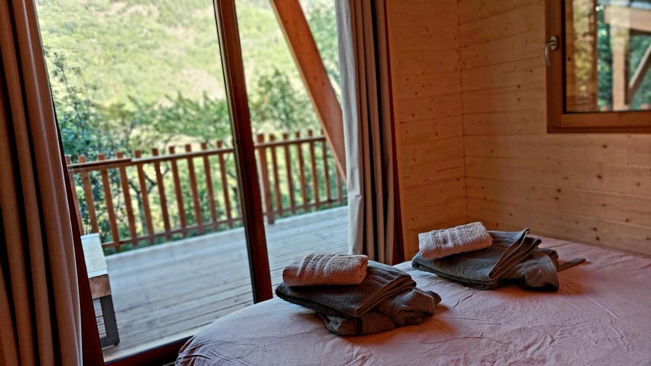 Chalet L'Empreinte Сент-Этьен-де-Тине Экстерьер фото
